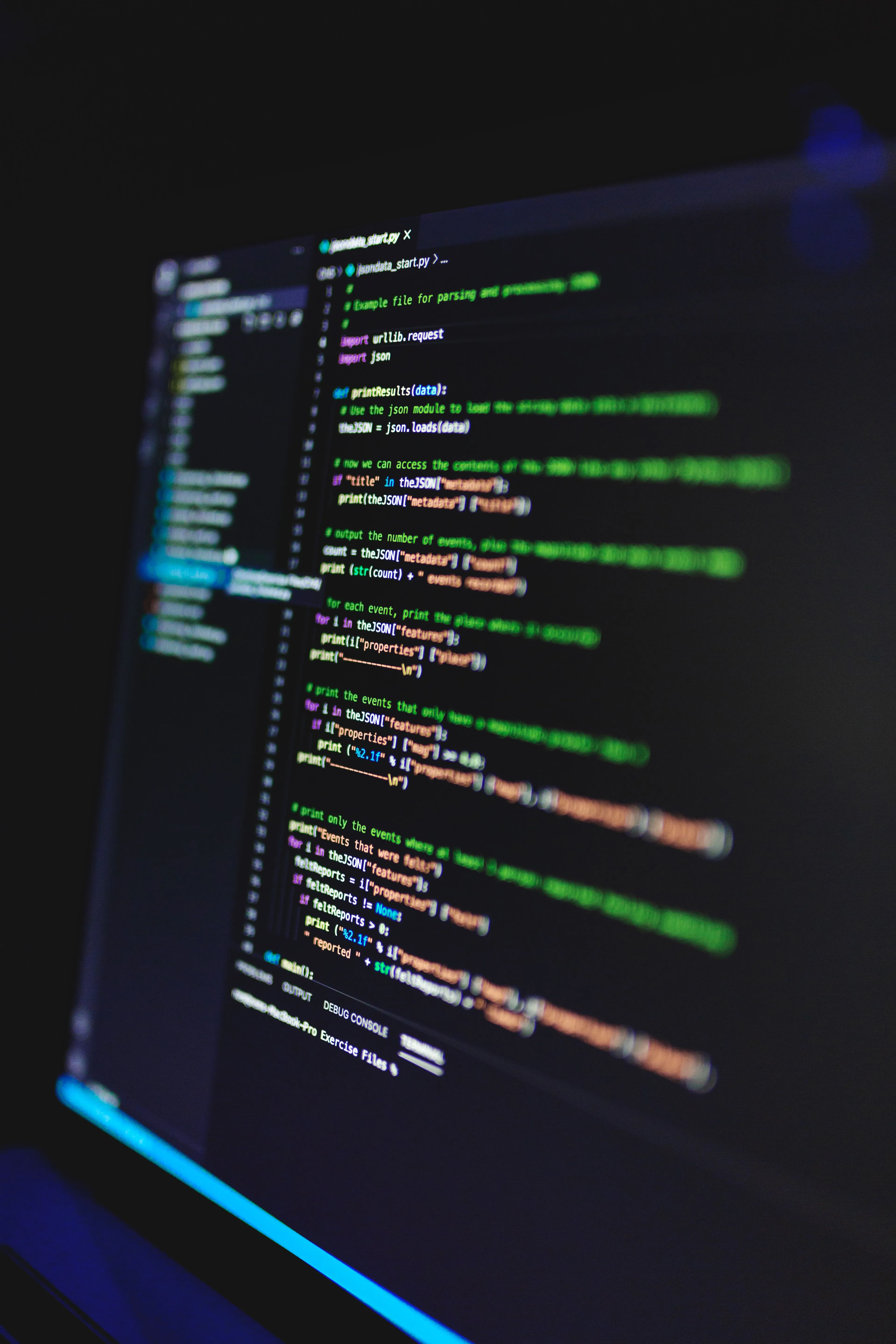 Pantalla con código fuente abierto en un editor